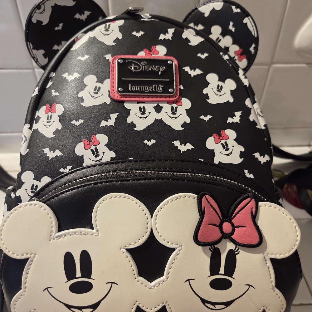 Loungefly Disney Mickey & Minnie Mouse Ghostly Glow-in-the-Dark Mini Backpack - Picture 8 of 9